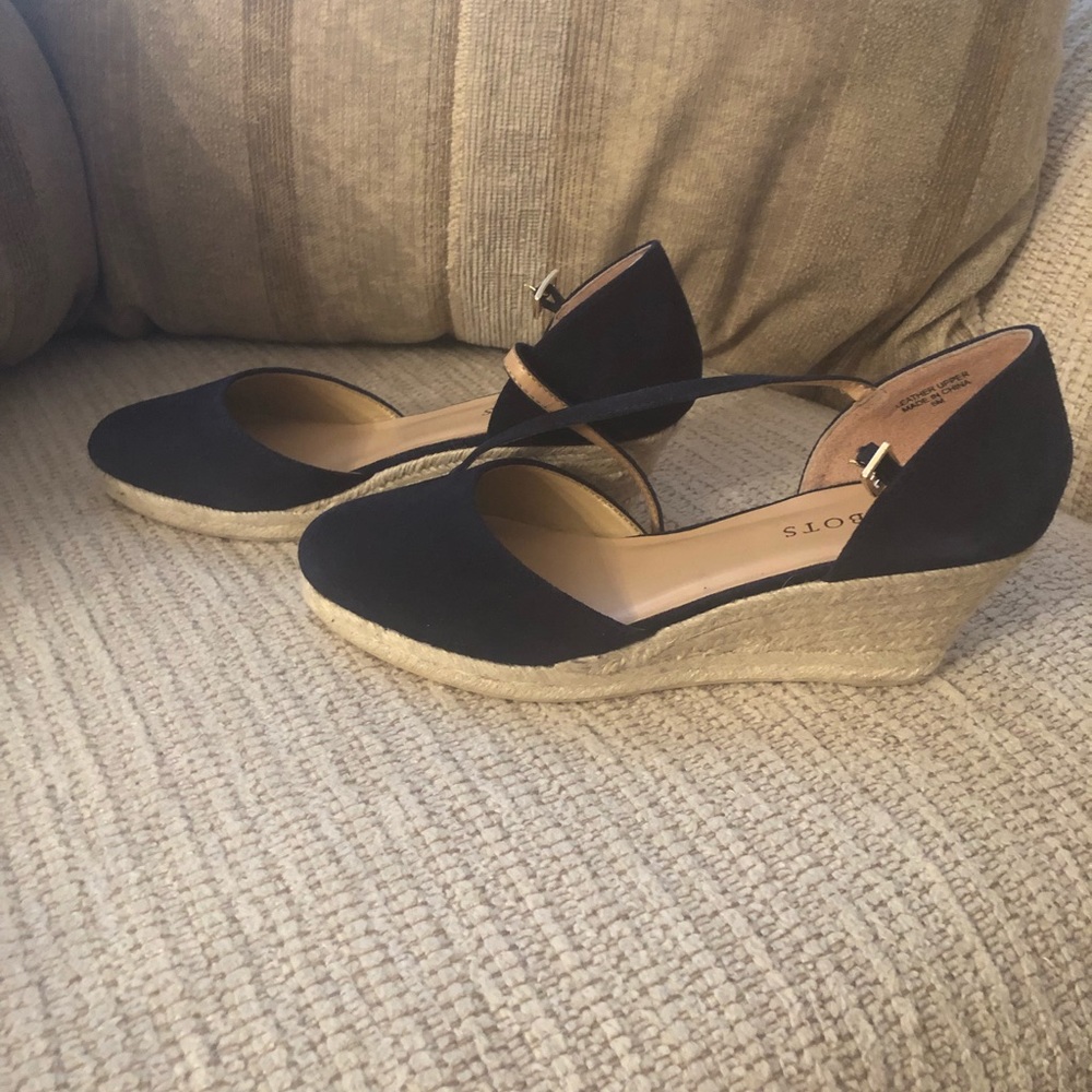 Espadrilles - Picture 3 of 4